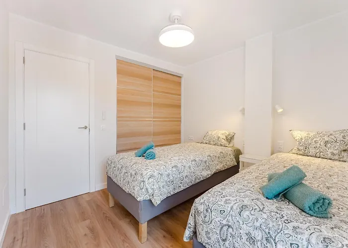 公寓 3-bedroom In Playa De Americas With Ac, Pool, Parking 美洲海滩