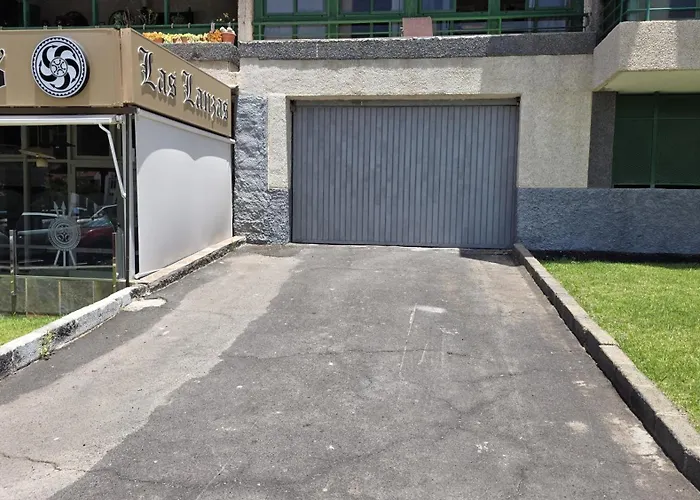 아파트 3-bedroom In Playa De Americas With Ac, Pool, Parking